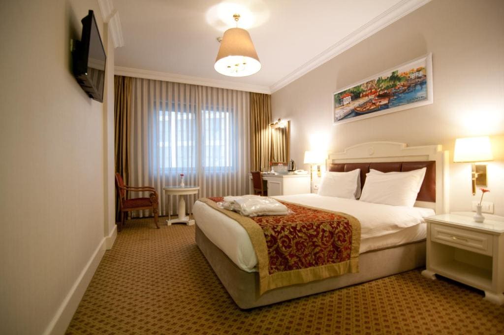 Taksim Metropark Hotel - View 2