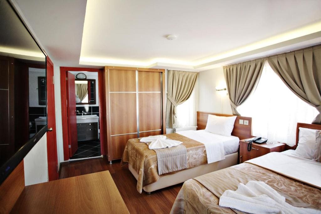 Taksim Palace Hotel - View 6