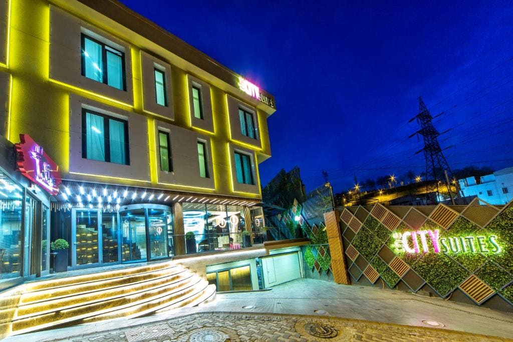 The City Suites - Main view