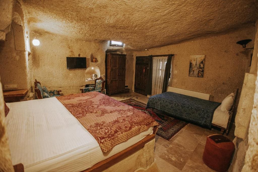 Vintage Cave House Hotel - View 2