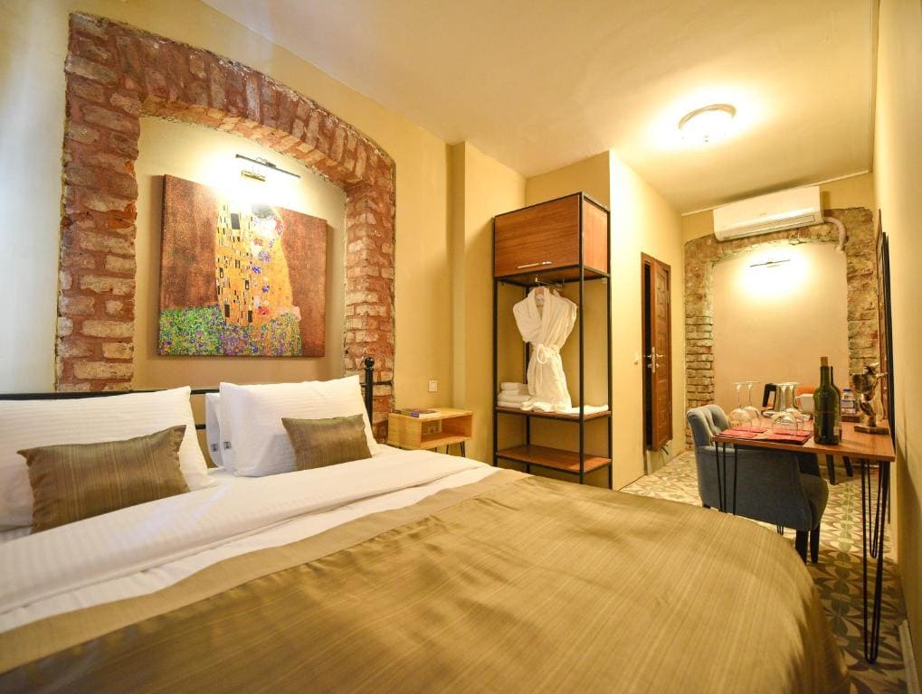 Maravilloso Hotel Pera - View 2