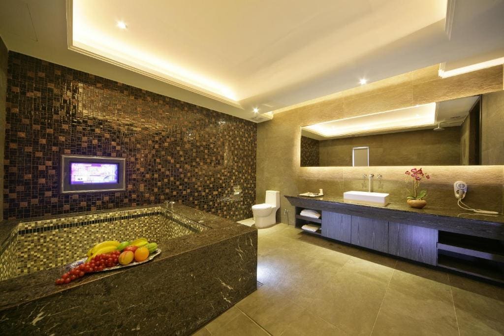 Chusha Motel - View 3