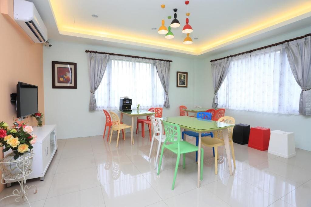 Dania Garden - View 5