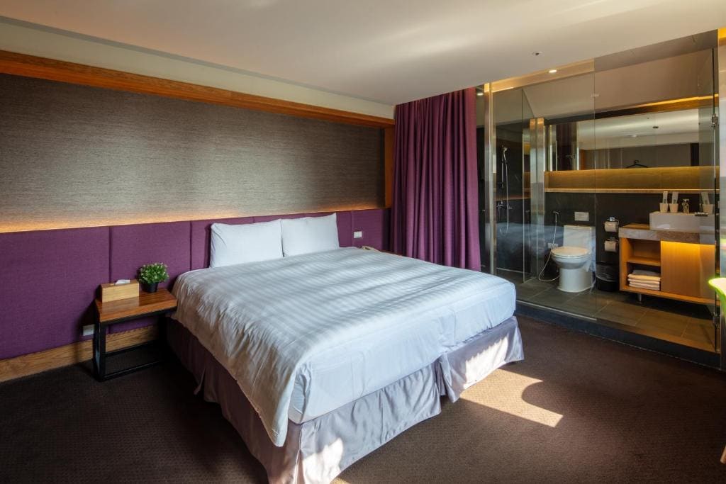 Goodmore Hotel - View 2