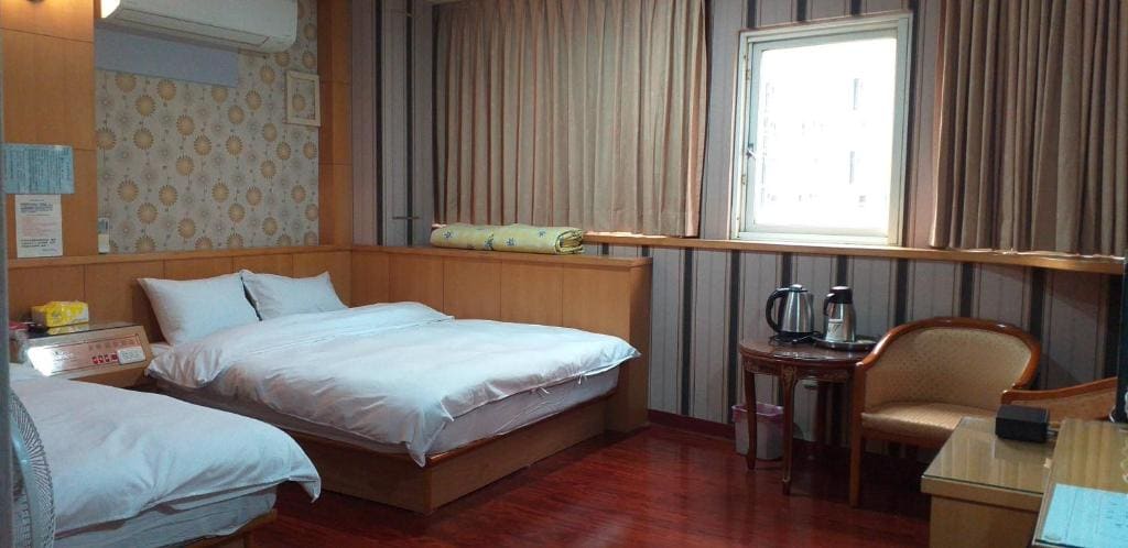 Jin Ge hot spring Hotel - View 6