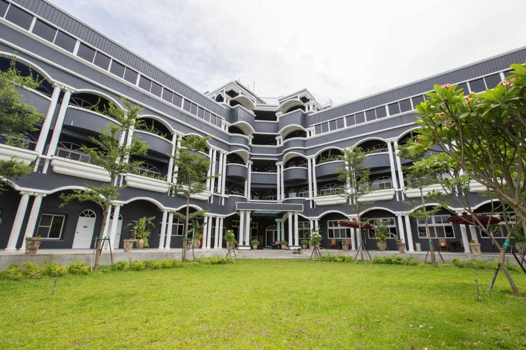 Jinhue Hotel - Main view