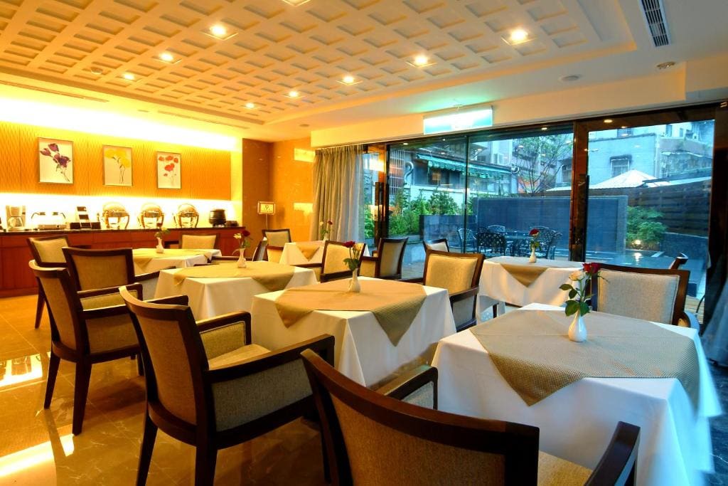 Jingan Classic Inn - View 3
