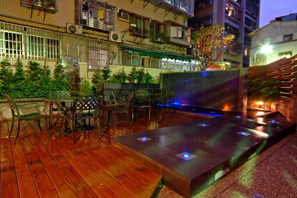 Jingan Classic Inn - View 6