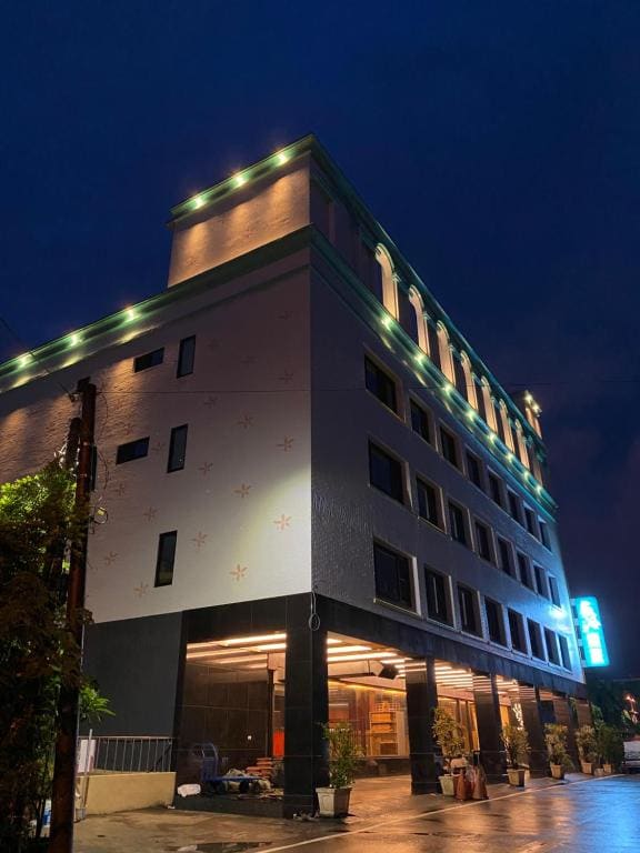 Weifeng Boutique Business Hotel - Zhanqian Branch - View 4