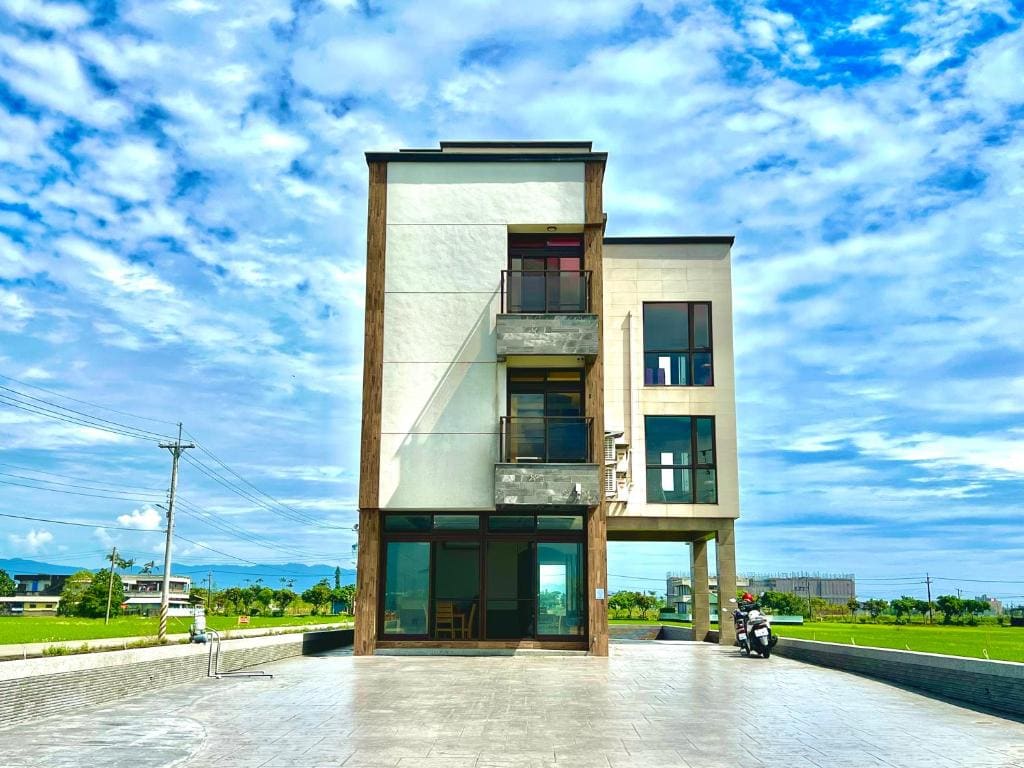 Xin yi - View 6