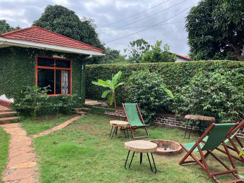 Barazani Garden House - View 3