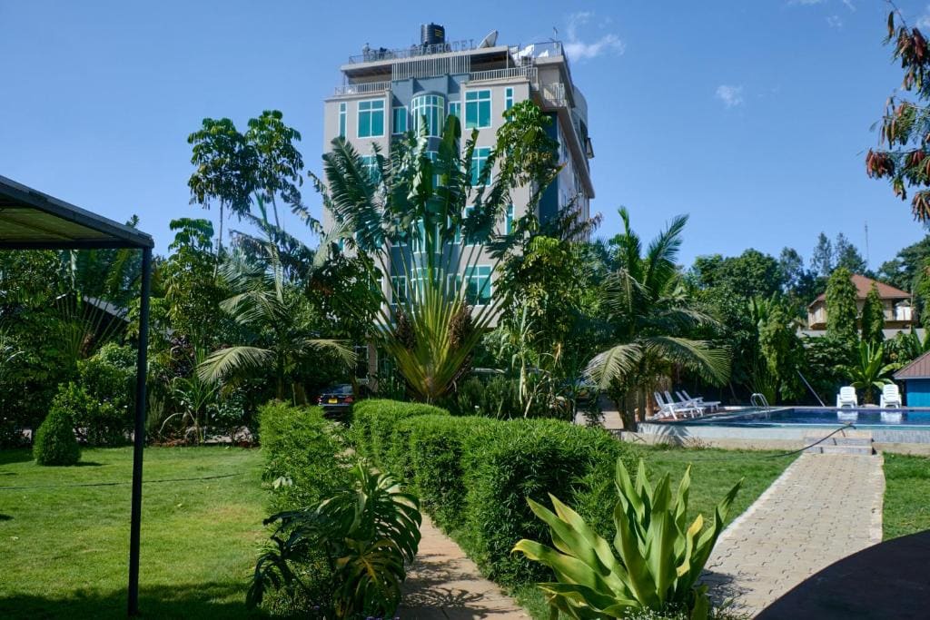 Elanacha Hotel - Main view