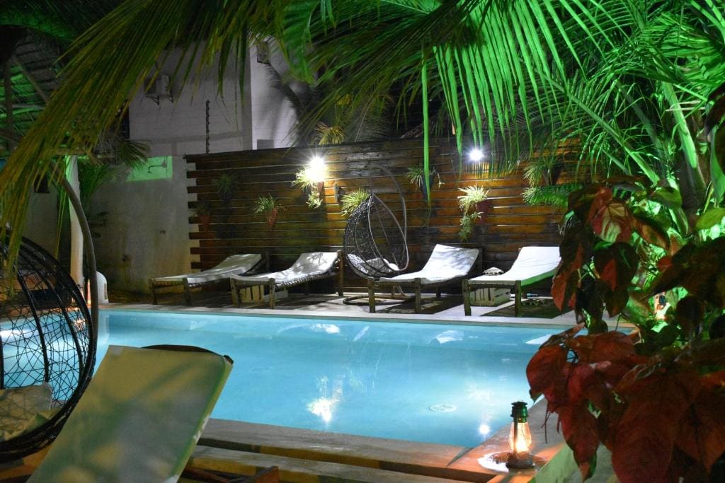 Reyna Resort By Cezere The Palm - View 3