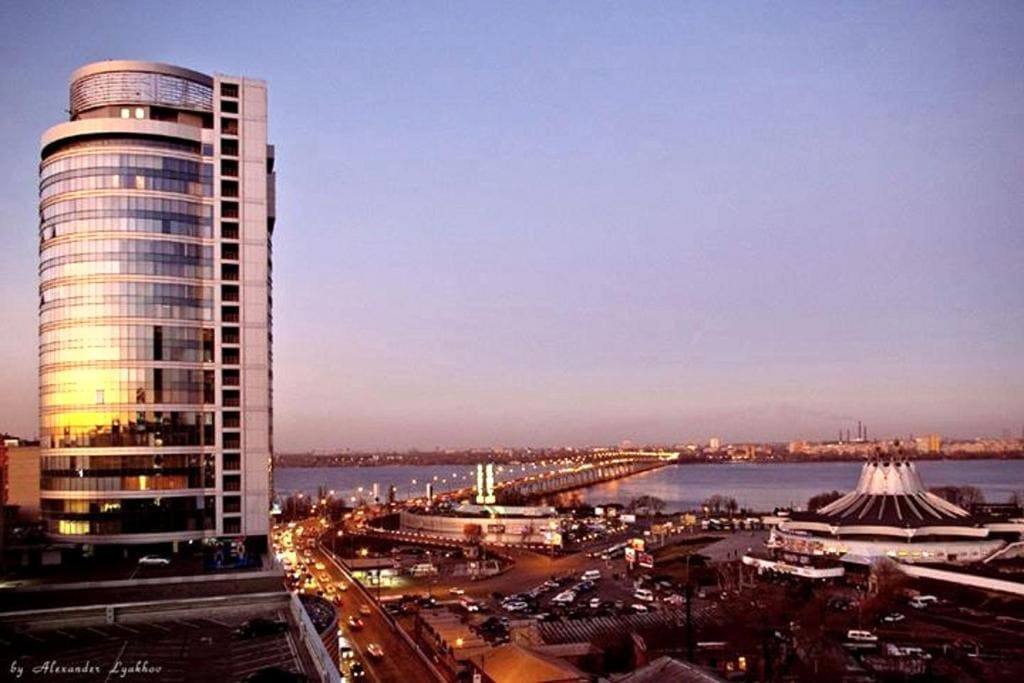Staybridge Mini-Hotel in Most City PANORAMIC RIVER VIEW - View 4