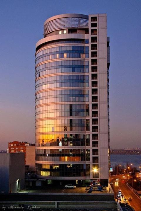Staybridge Mini-Hotel in Most City PANORAMIC RIVER VIEW - View 3
