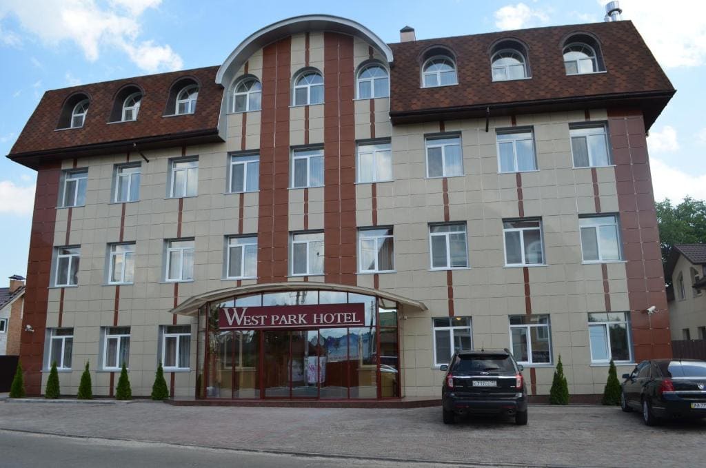 West Park Hotel - Main view