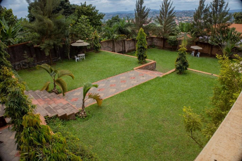Jebel Hotel & Lounge Buloba - View 3
