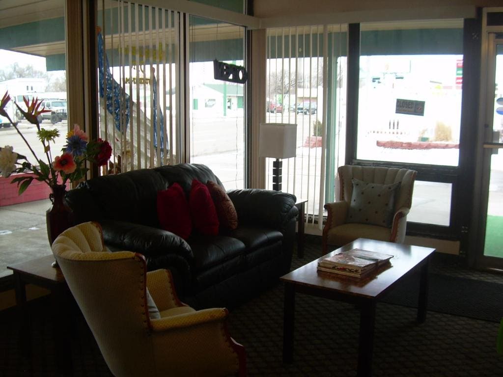 83 motel - Main view