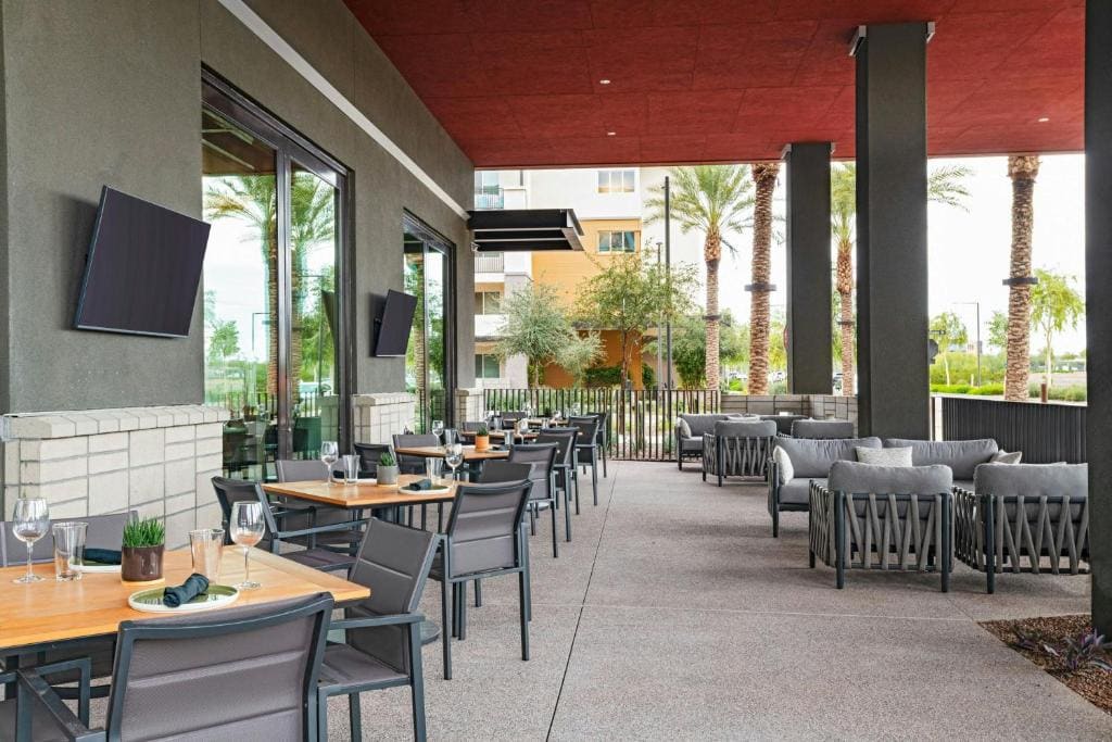AC Hotel by Marriott Phoenix North Norterra - View 6
