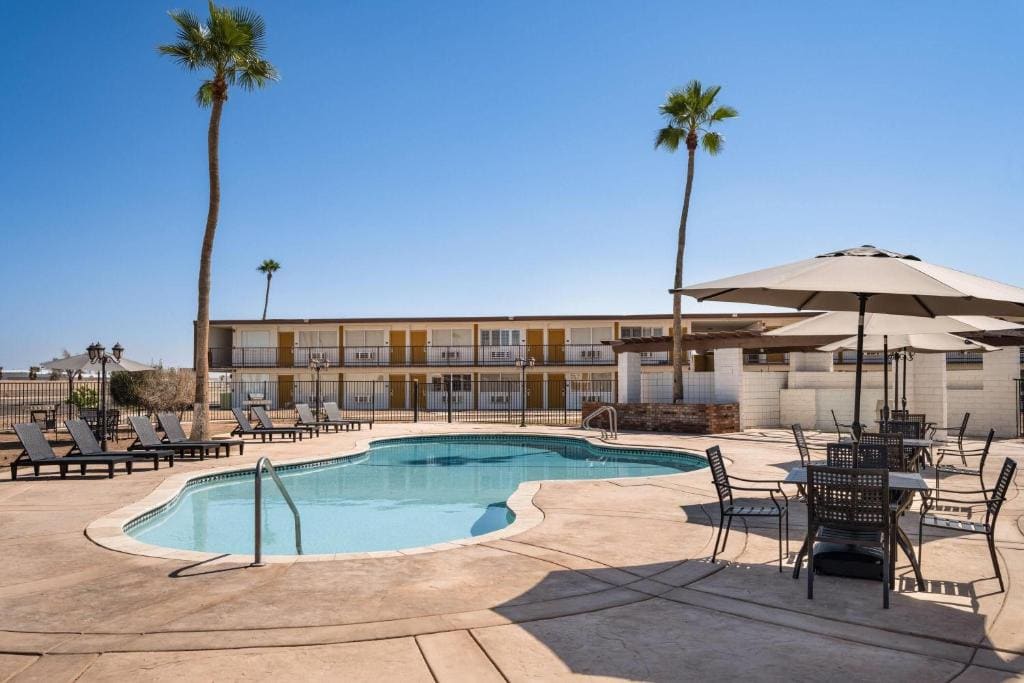 Travelodge by Wyndham Imperial - El Centro - View 3