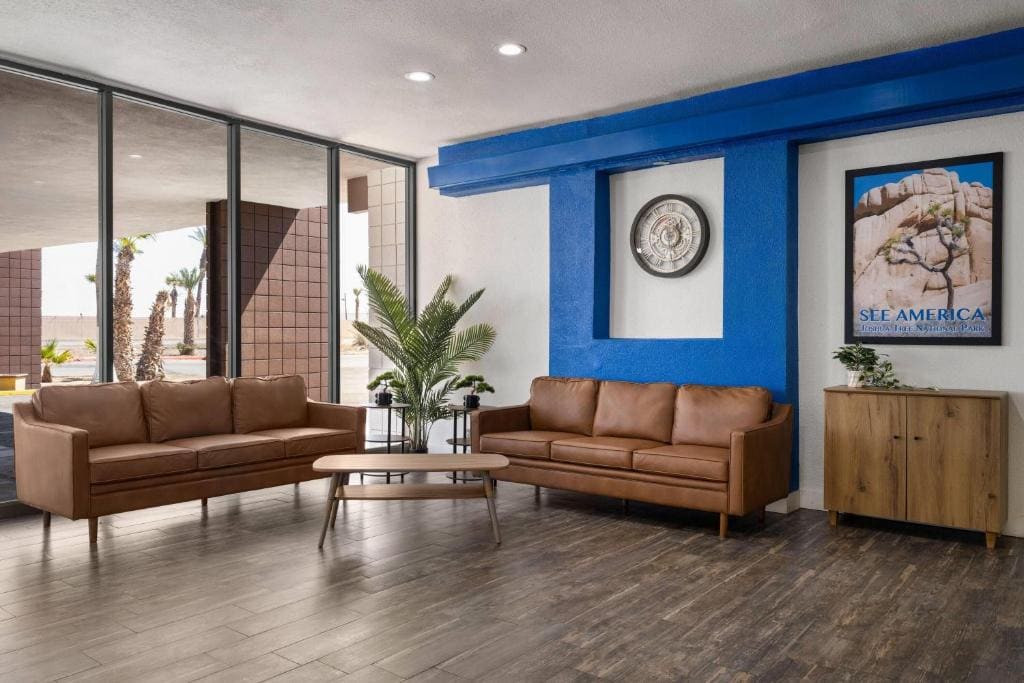 Travelodge by Wyndham Imperial - El Centro - View 4