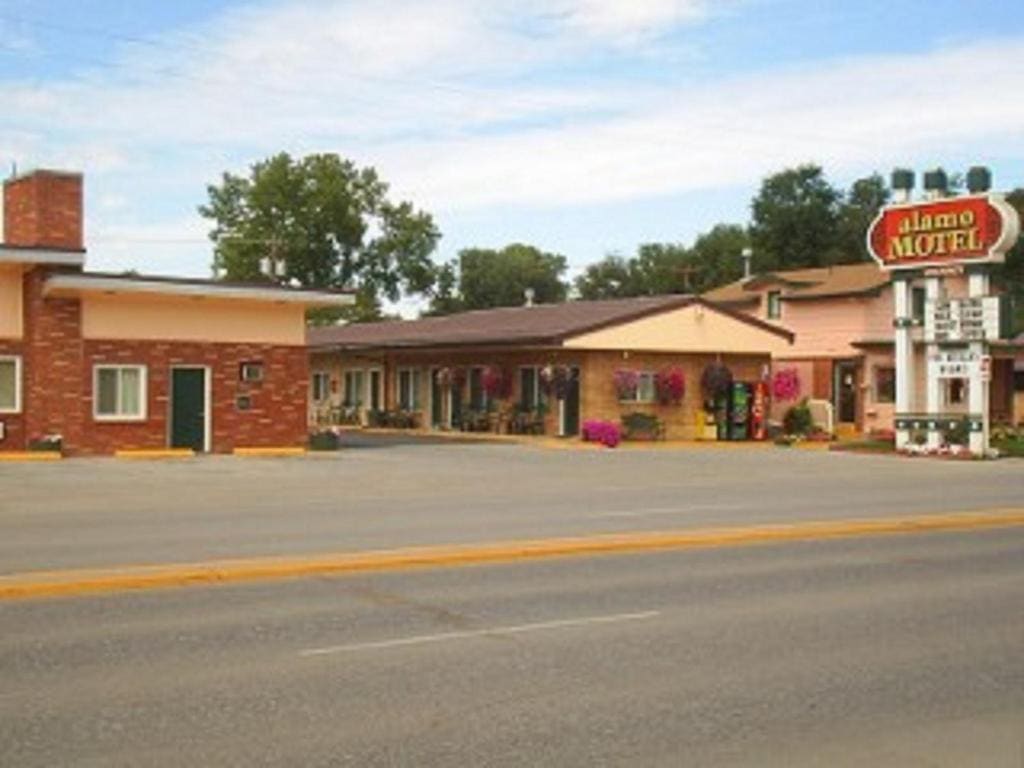 Alamo Motel - Main view