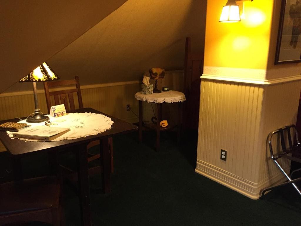 Alaska's Capital Inn Bed and Breakfast - View 4