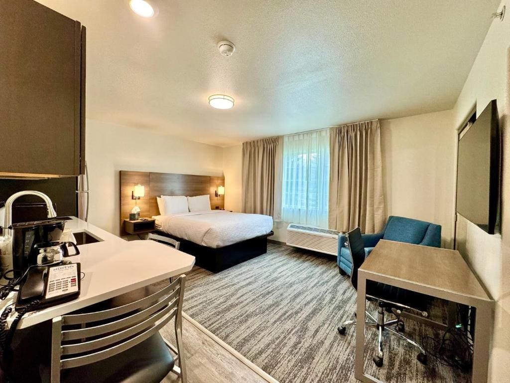 Alaska's Select Inn Wasilla - View 6