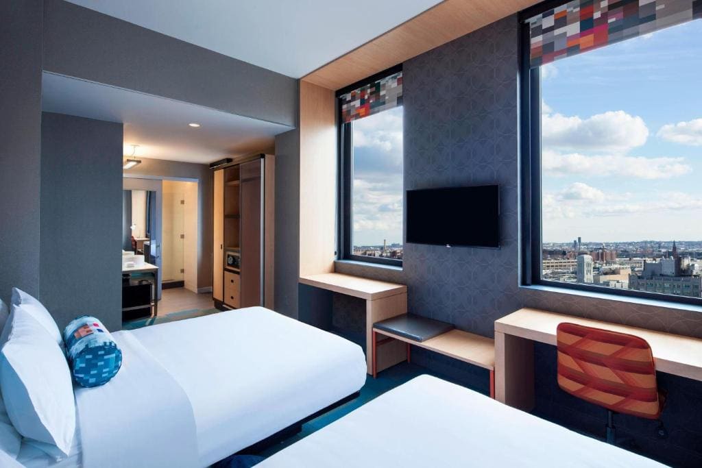 Aloft Long Island City-Manhattan View - View 7