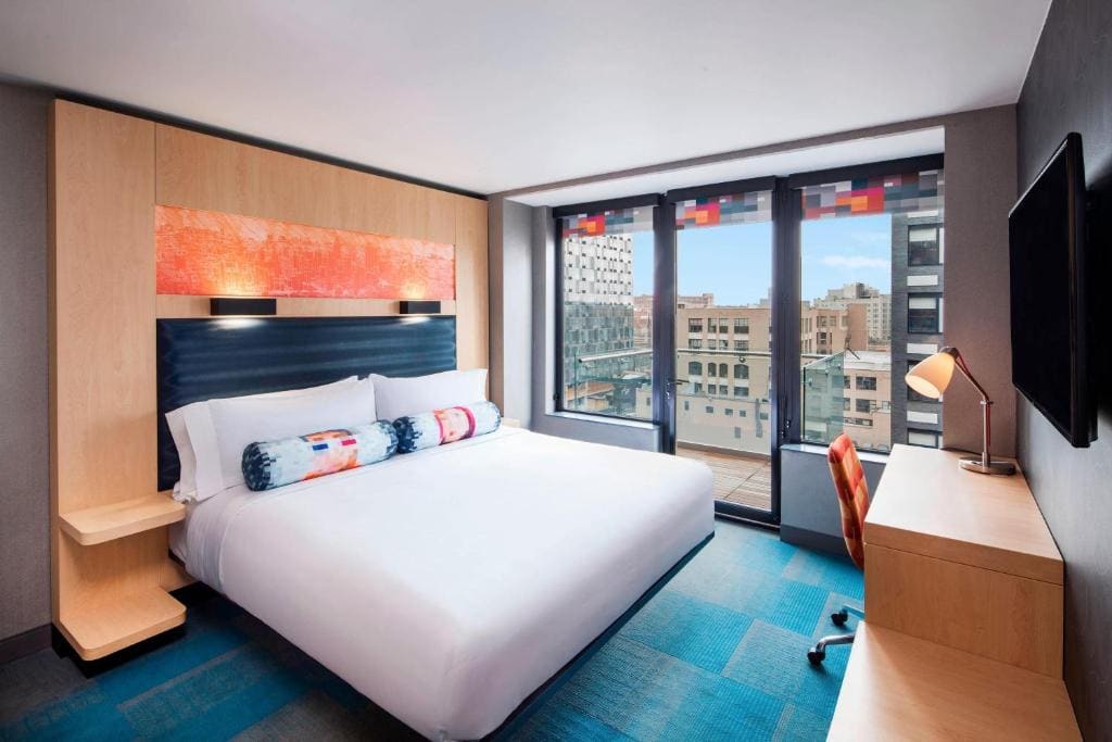 Aloft Long Island City-Manhattan View - View 2