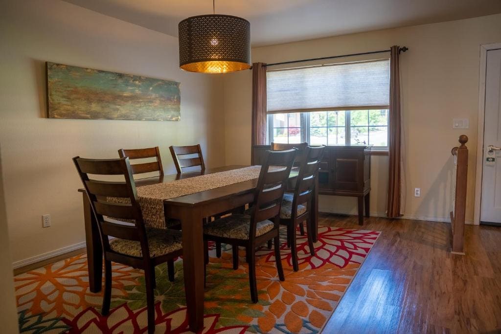 Blue Elk Inn - View 7