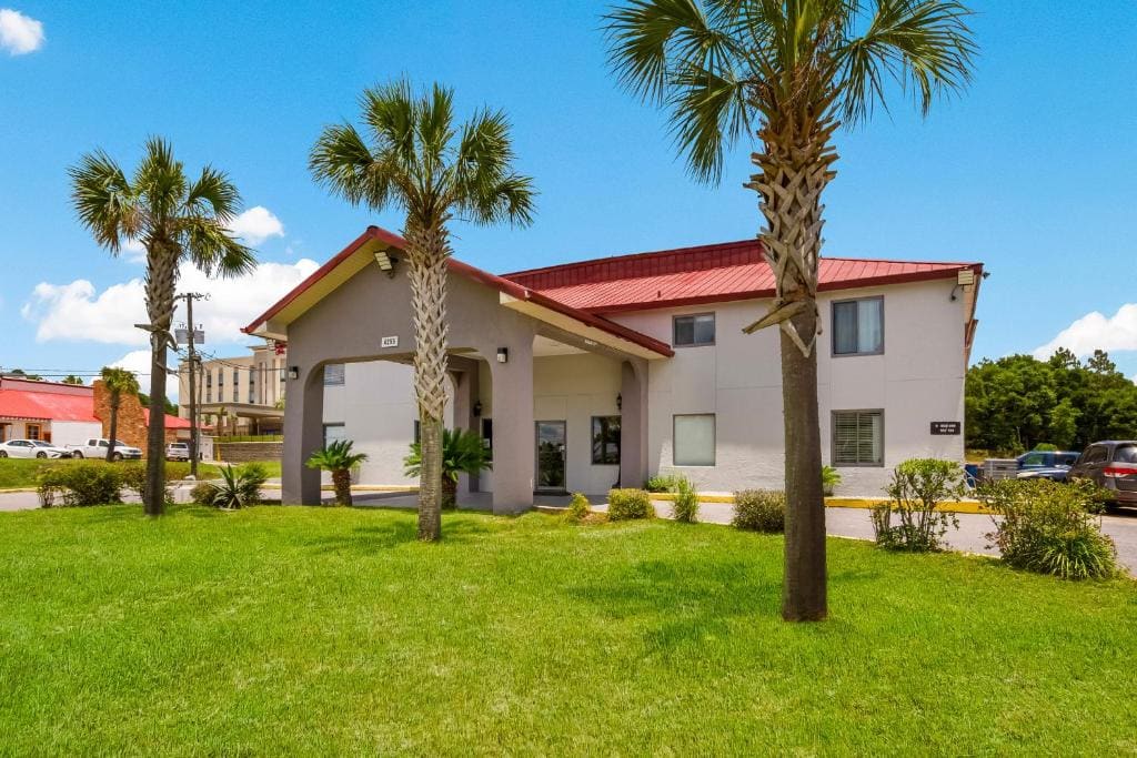 Red Roof Inn Crestview - Main view