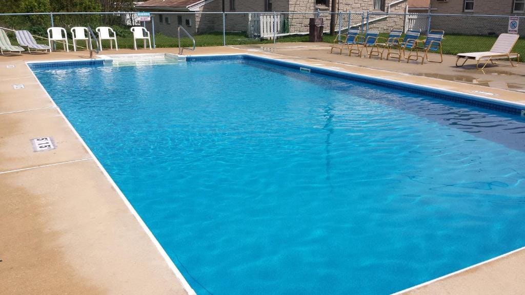 Americas Best Value Inn - Palmyra/Hershey - View 3