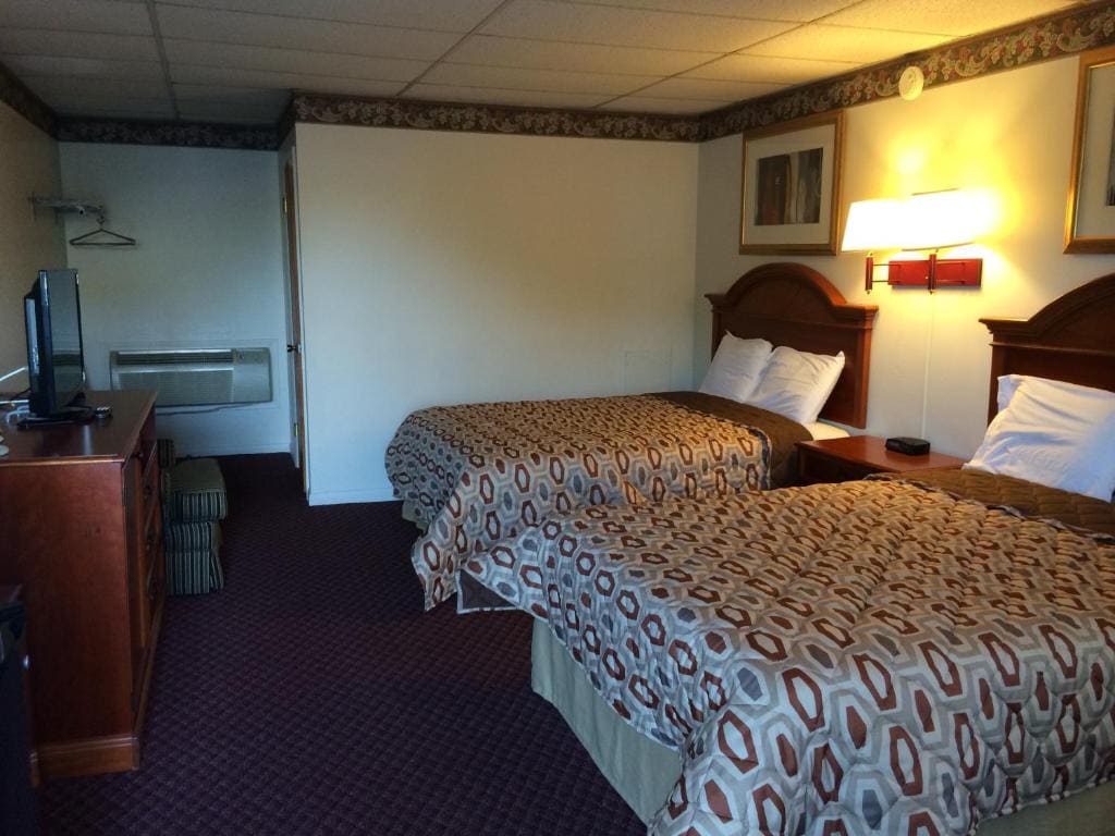Americas Best Value Inn - Palmyra/Hershey - View 6
