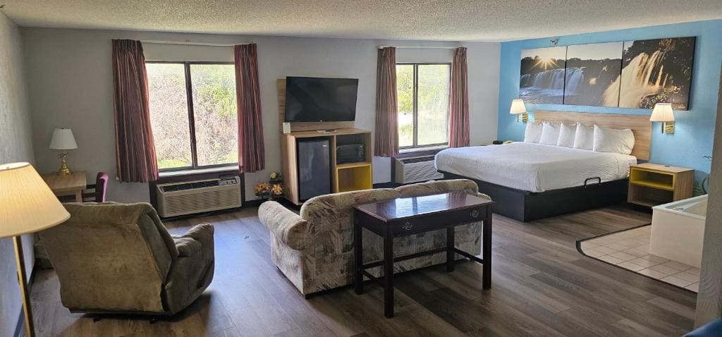 Days Inn by Wyndham Ozark Springfield - View 2