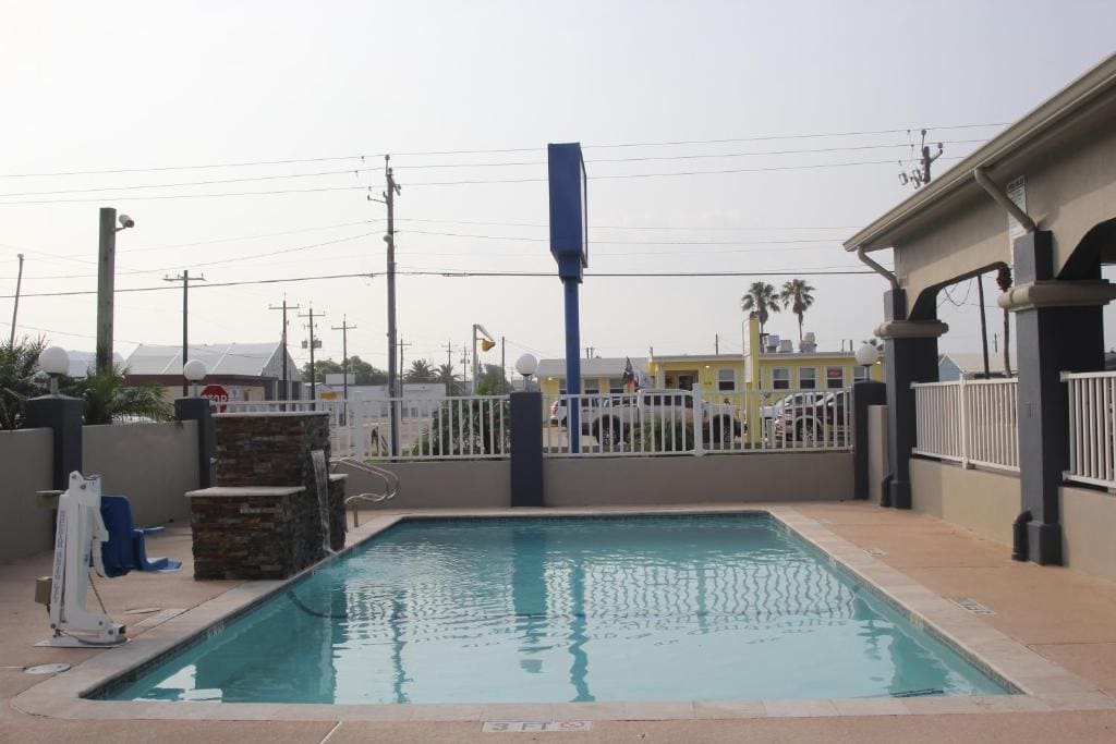 Americas Best Value Inn Port Aransas - View 3