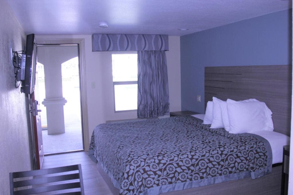 Americas Best Value Inn Port Aransas - View 7