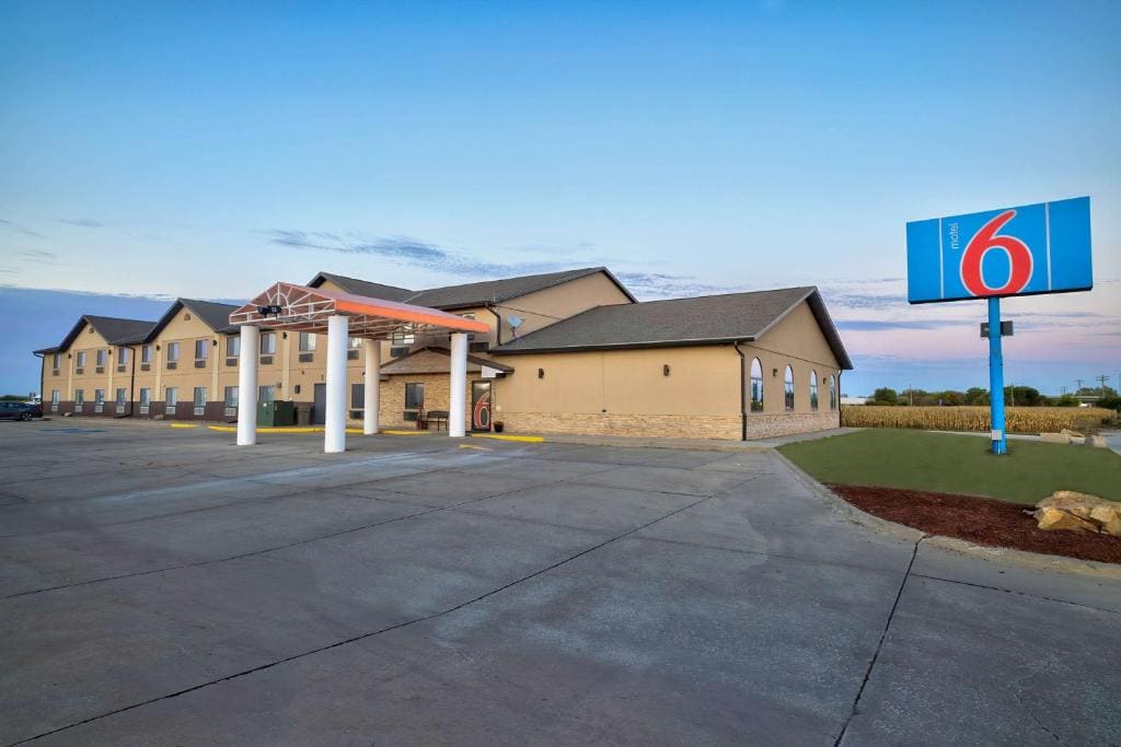 Motel 6-Percival, IA - Main view