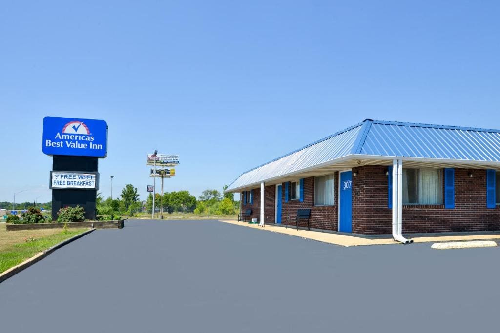 Americas Best Value Inn Sullivan - Main view
