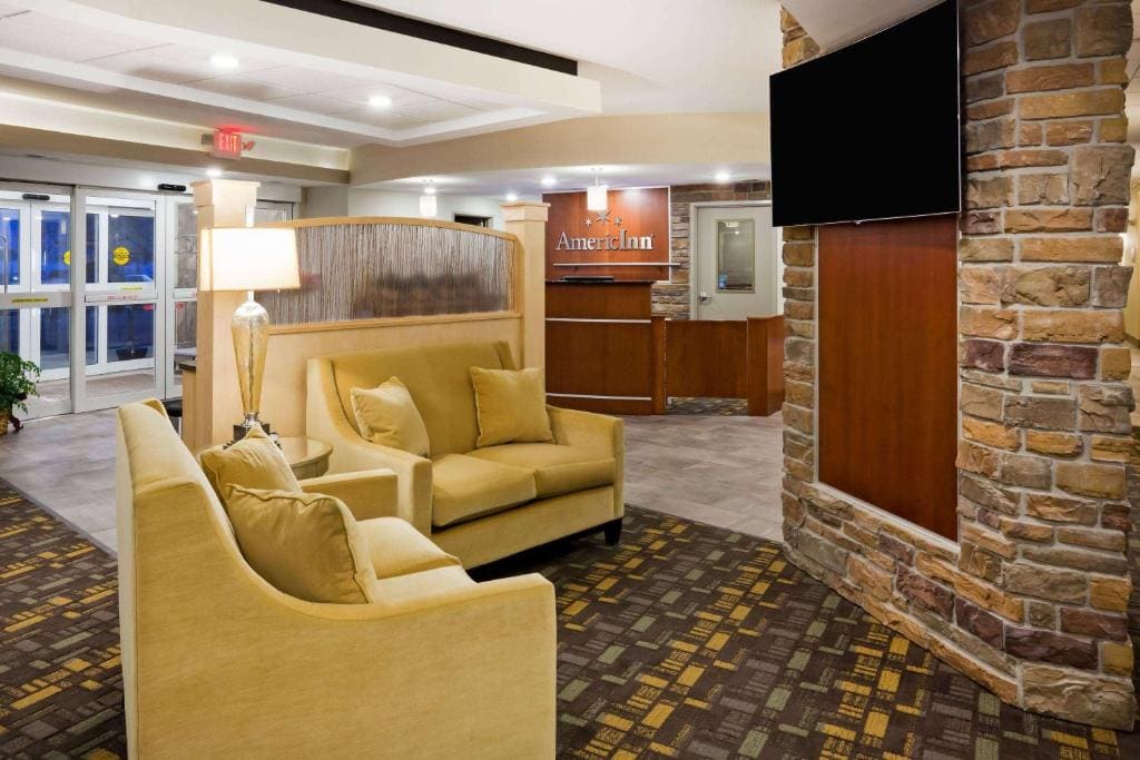 AmericInn by Wyndham DeWitt - View 4