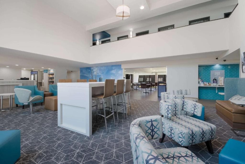 Clarion Pointe OKC Airport - View 3