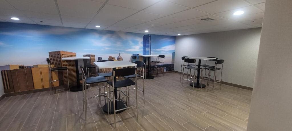 Clarion Pointe OKC Airport - View 5