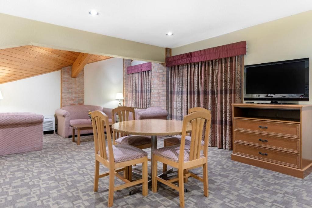 Quality Inn Washington Court House - View 7