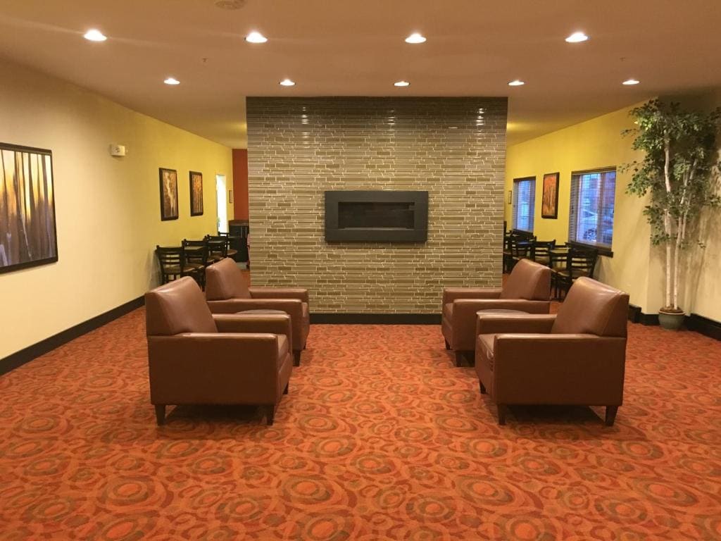 Aspen Hotel - View 5
