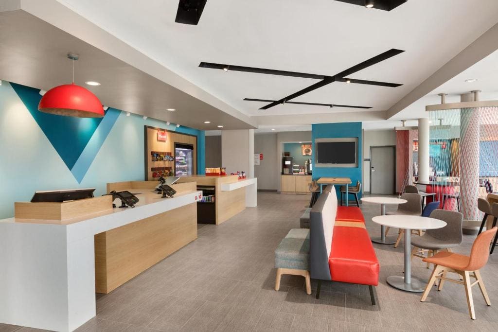 avid hotel Coralville - Iowa City by IHG - View 4