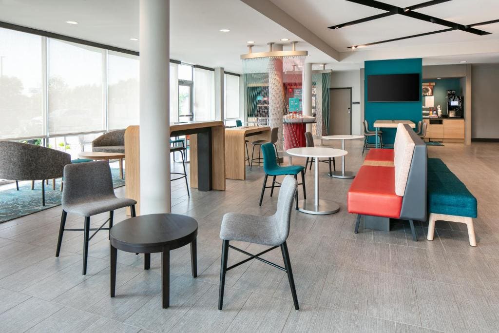 Avid Hotels - Roseville - Minneapolis North by IHG - View 3
