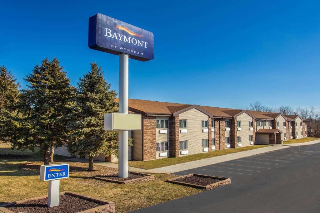 Baymont by Wyndham Joliet - View 5