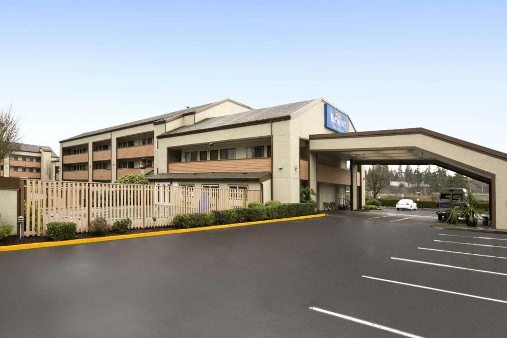 Baymont by Wyndham Seattle/Kirkland WA - Main view