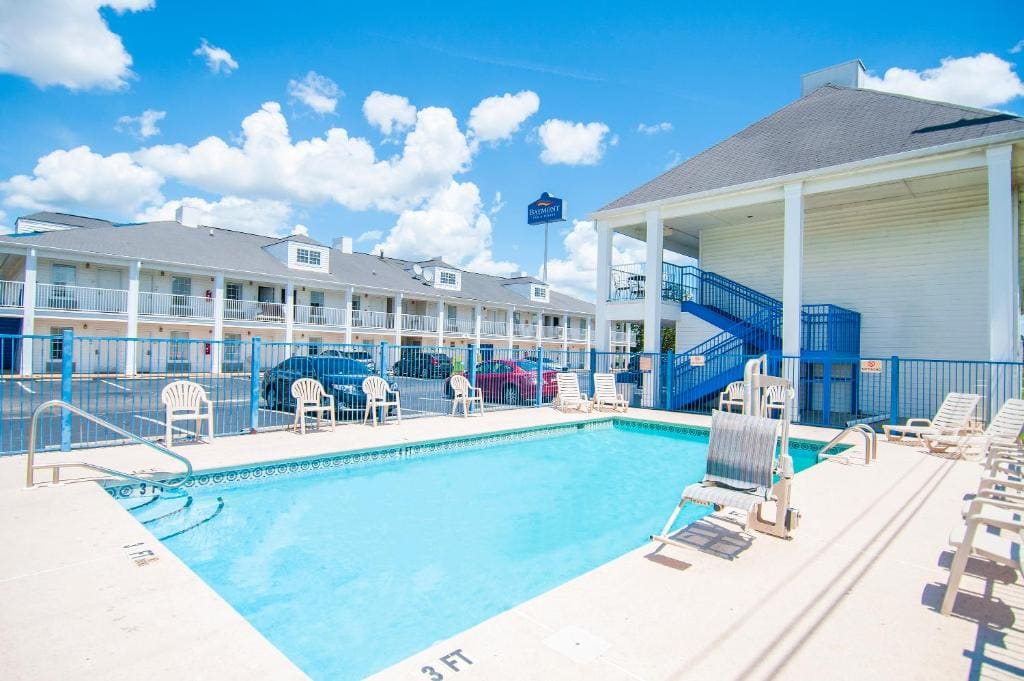 Baymont by Wyndham Tuscaloosa - View 5