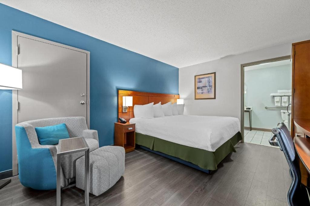 Baymont by Wyndham Tuscaloosa - View 2